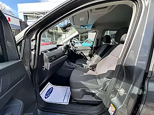 Used 2024 Volkswagen Caddy Maxi Life Indium Grey - Interior and Exterior details 11