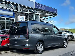 Used 2024 Volkswagen Caddy Maxi Life Indium Grey - Interior and Exterior details 4
