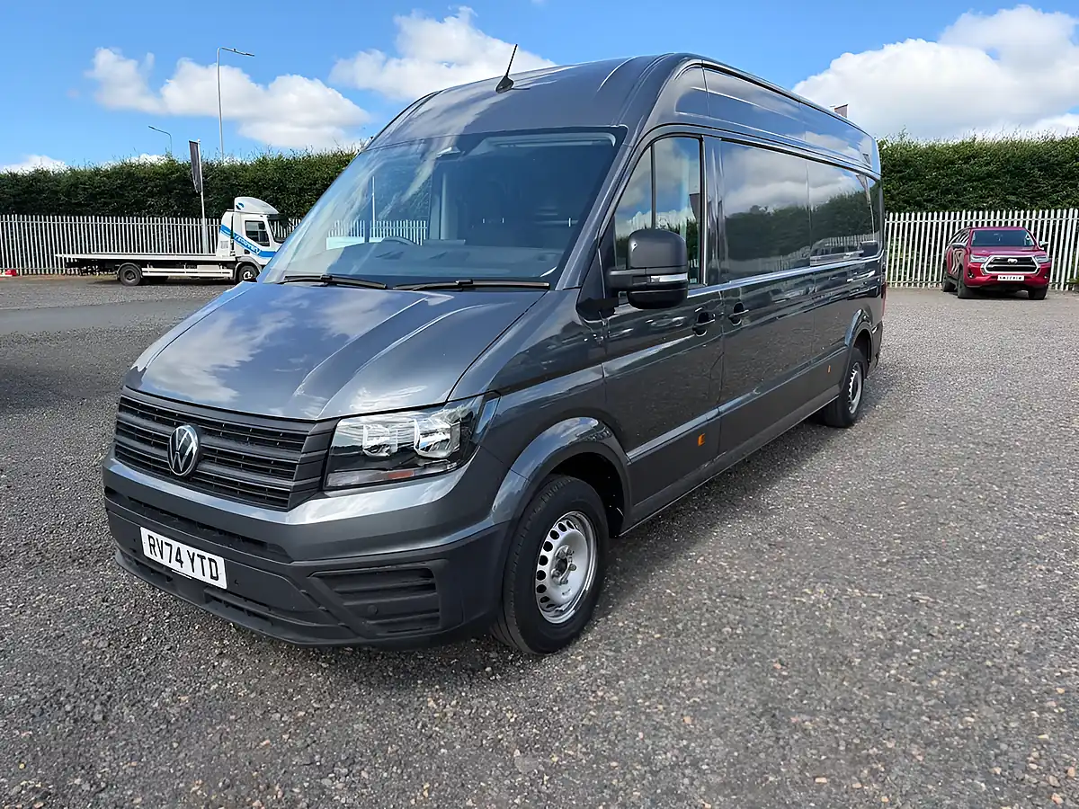 Used 2024 Volkswagen Crafter Commerce Plus Grey - Interior and Exterior details 3