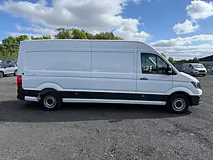 Used 2024 Volkswagen Crafter Commerce Plus White - Interior and Exterior details 8