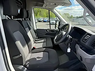 Used 2024 Volkswagen Crafter Commerce Plus White - Interior and Exterior details 9