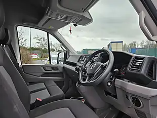 Used 2024 Volkswagen Crafter CR35 Lwb White - Interior and Exterior details 12