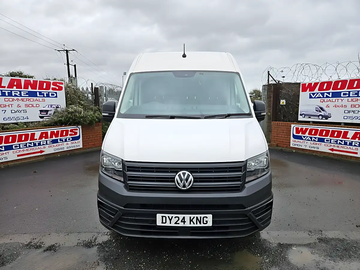 Used 2024 Volkswagen Crafter CR35 Lwb White - Interior and Exterior details 3