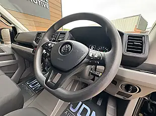 Used 2024 Volkswagen Crafter Trendline Black - Interior and Exterior details 15