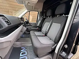 Used 2024 Volkswagen Crafter Trendline Black - Interior and Exterior details 17