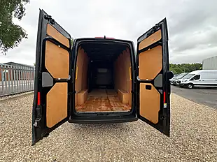 Used 2024 Volkswagen Crafter Trendline Black - Interior and Exterior details 5