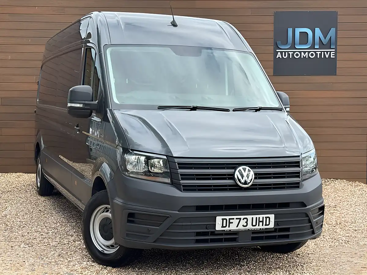Used 2024 Volkswagen Crafter Trendline Grey - Front View