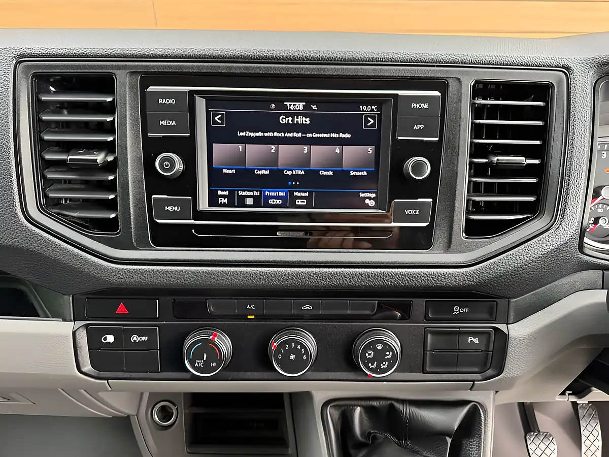Used 2024 Volkswagen Crafter Trendline Grey - Interior and Exterior details 17