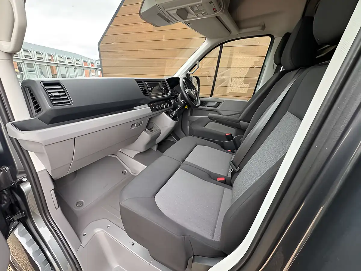 Used 2024 Volkswagen Crafter Trendline Grey - Interior and Exterior details 19