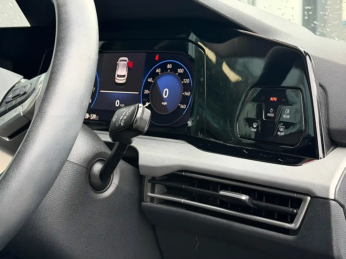 Used 2024 Volkswagen Golf Active Grey - Interior and Exterior details 12