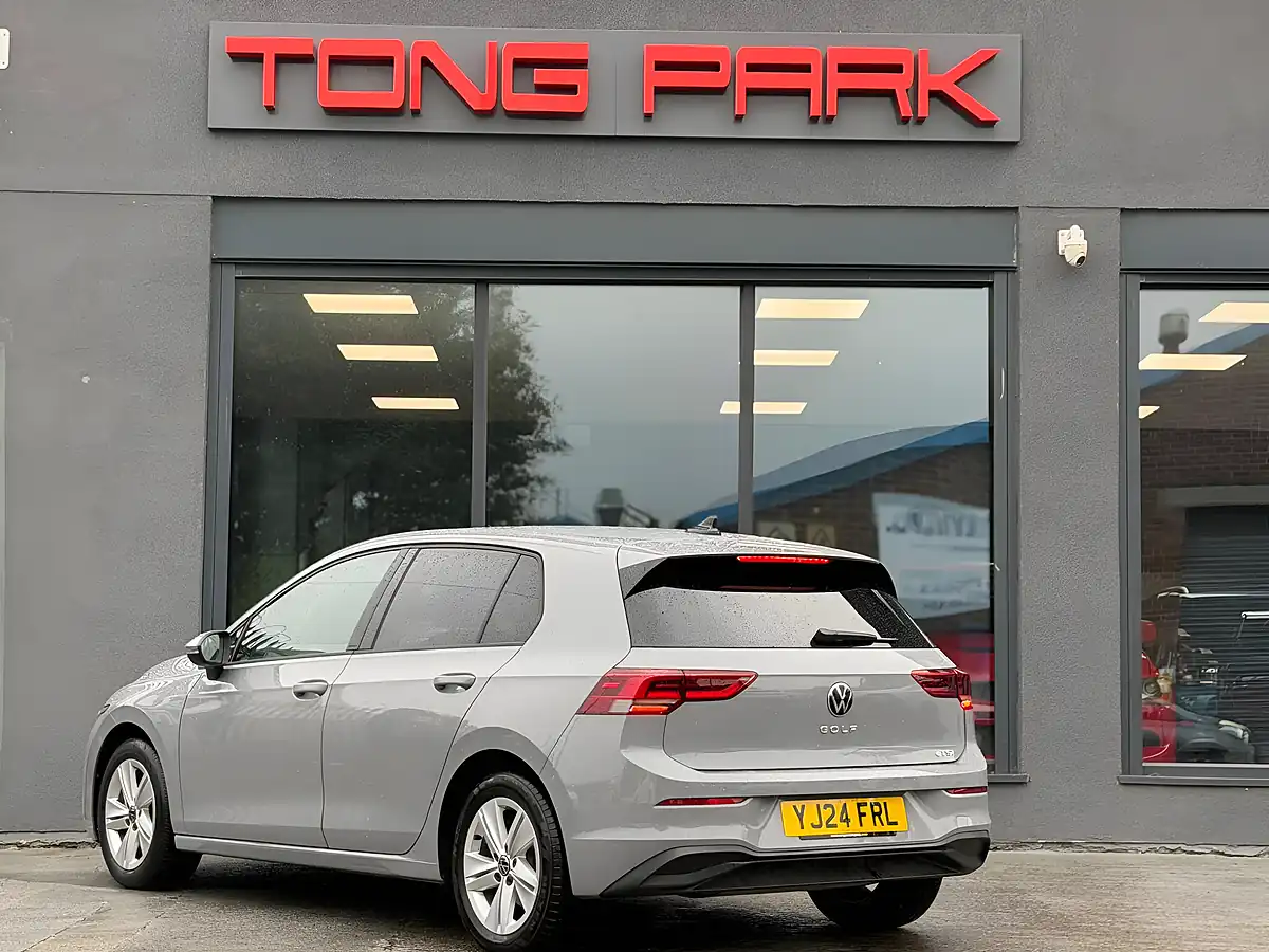 Used 2024 Volkswagen Golf Active Grey - Interior and Exterior details 5