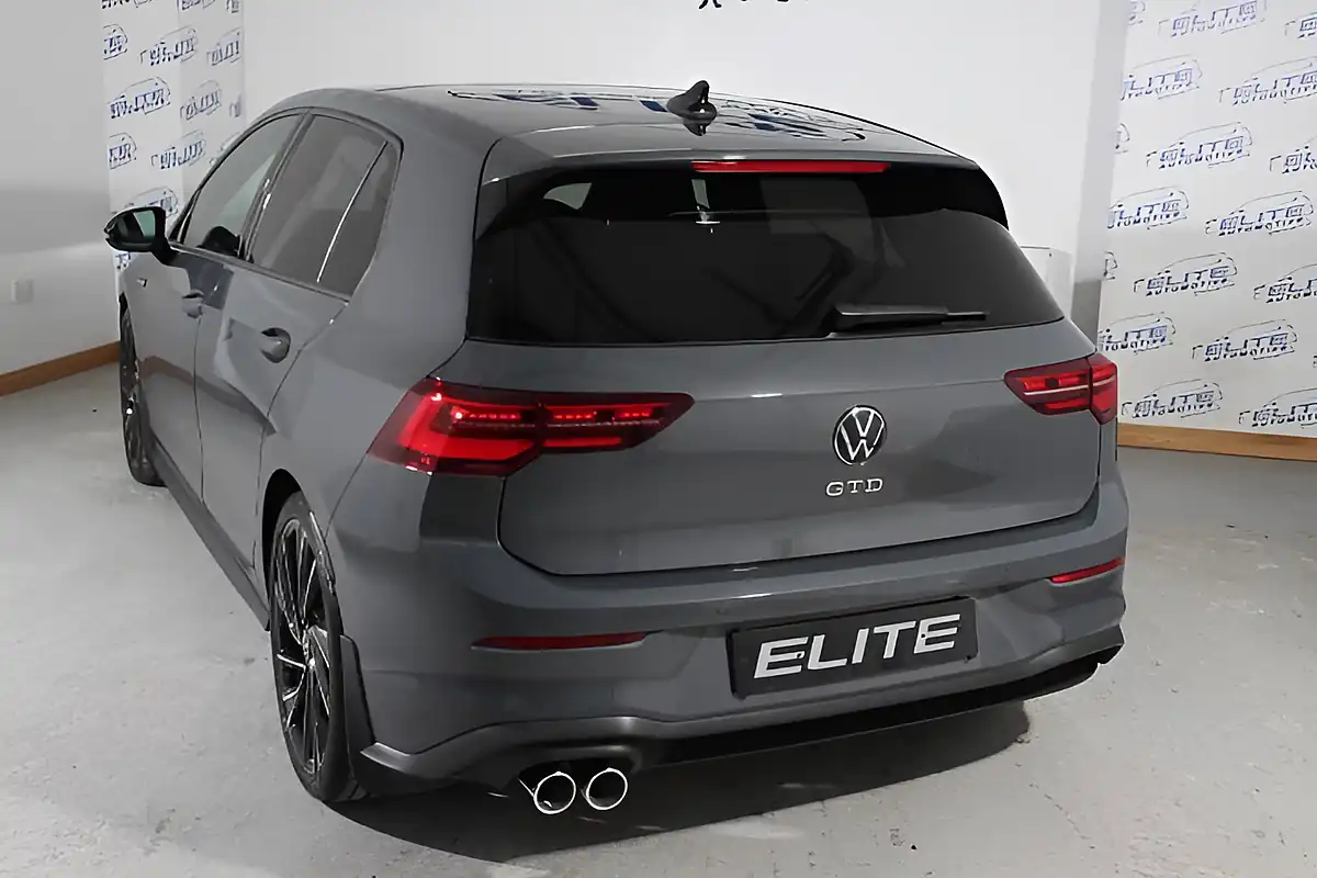 Used 2024 Volkswagen Golf Gtd Dolphin Grey - Interior and Exterior details 16
