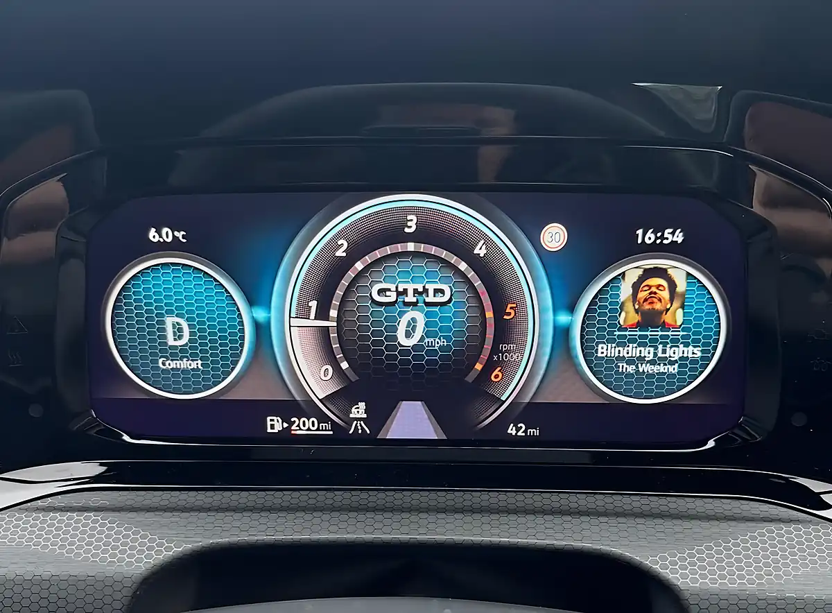 Used 2024 Volkswagen Golf Gtd Grey - Interior and Exterior details 6