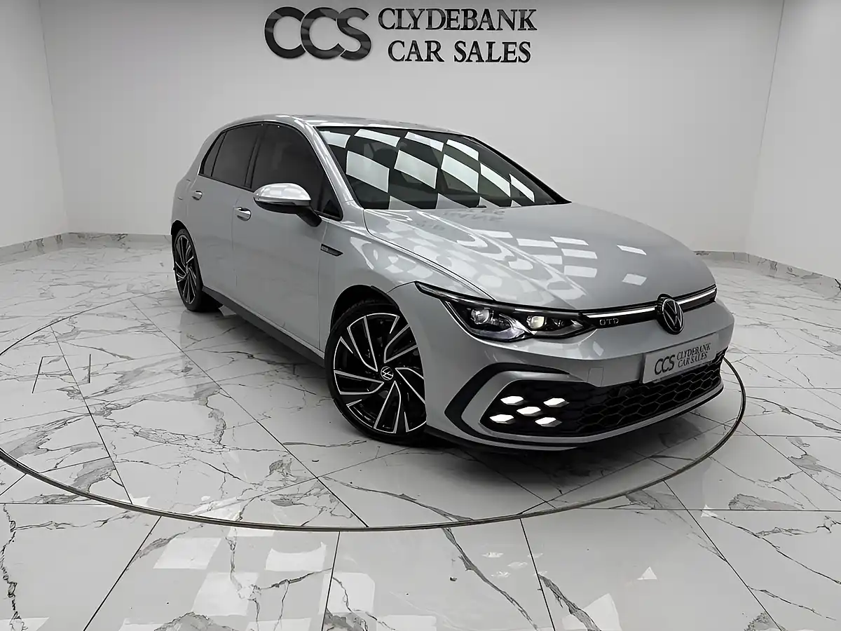 Used 2024 Volkswagen Golf Gtd Silver - Front View