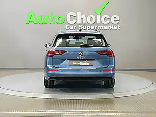 Used 2024 Volkswagen Golf Life Anemone Blue - Interior and Exterior details 12