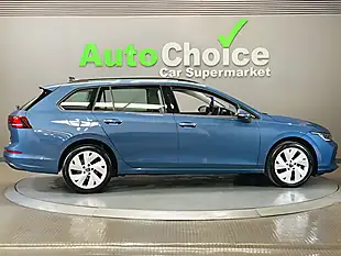 Used 2024 Volkswagen Golf Life Anemone Blue - Interior and Exterior details 16