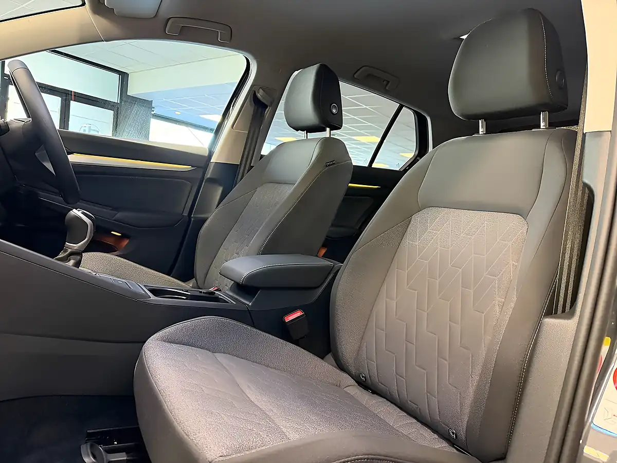 Used 2024 Volkswagen Golf Match Urano Grey - Interior and Exterior details 19