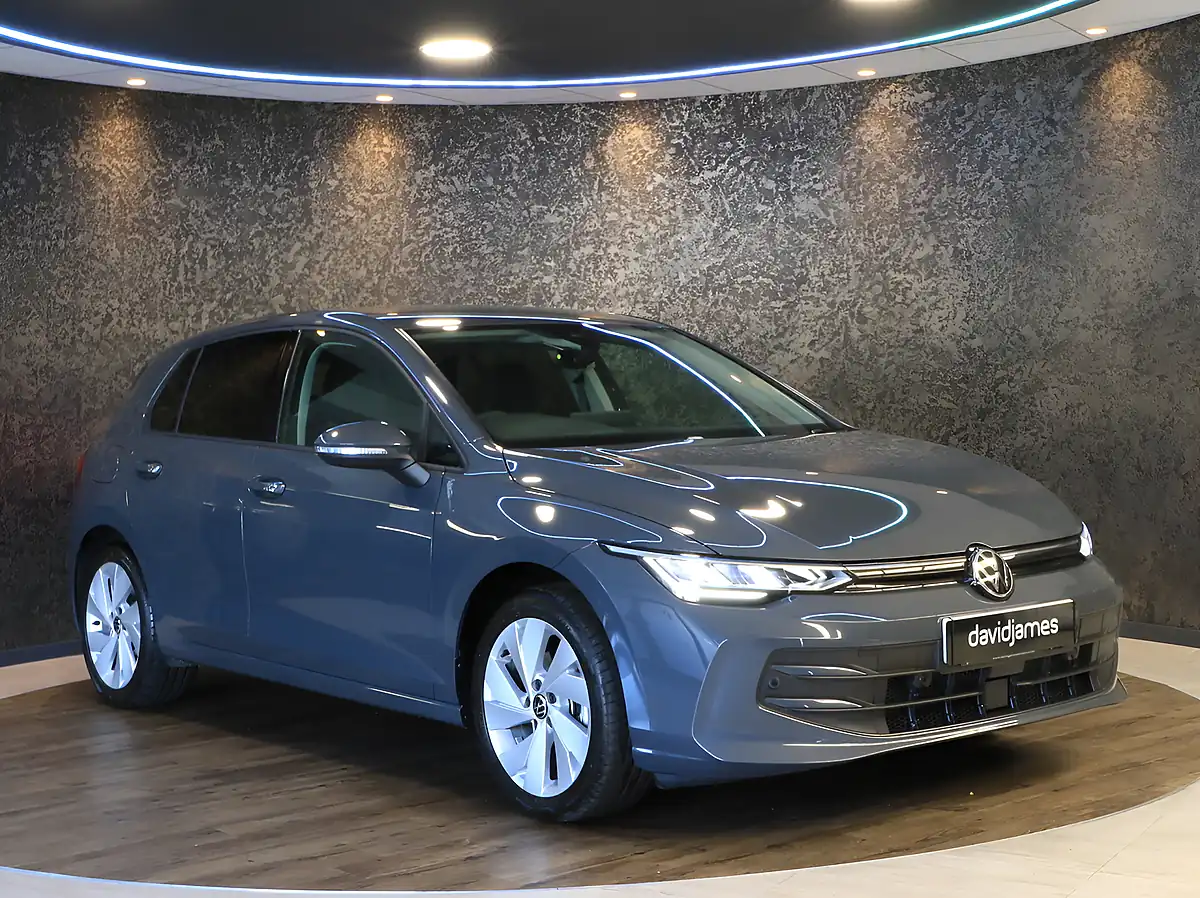 Used 2024 Volkswagen Golf Match Urano Grey - Interior and Exterior details 9
