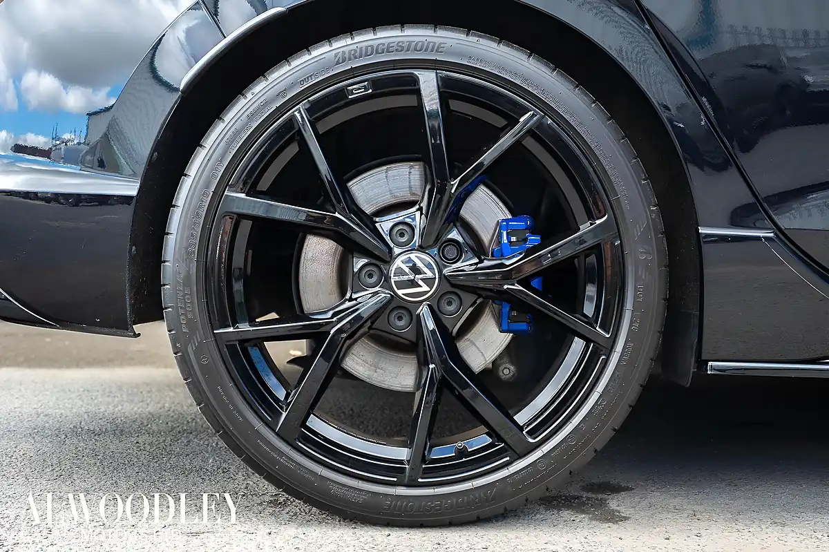 Used 2024 Volkswagen Golf R 20 Years Black - Interior and Exterior details 11