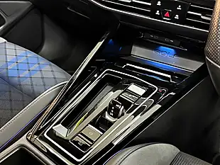 Used 2024 Volkswagen Golf R 4MOTION Dsg White - Interior and Exterior details 11