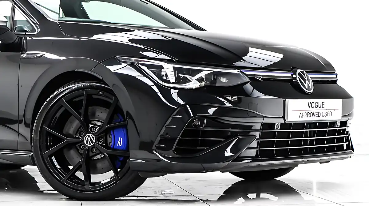 Used 2024 Volkswagen Golf R Black - Interior and Exterior details 4
