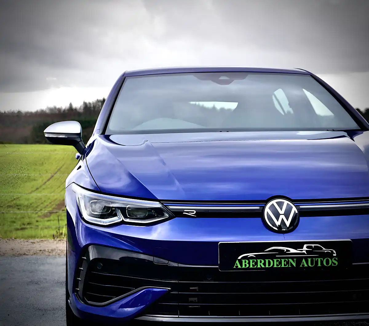 Used 2024 Volkswagen Golf R Blue - Interior and Exterior details 6