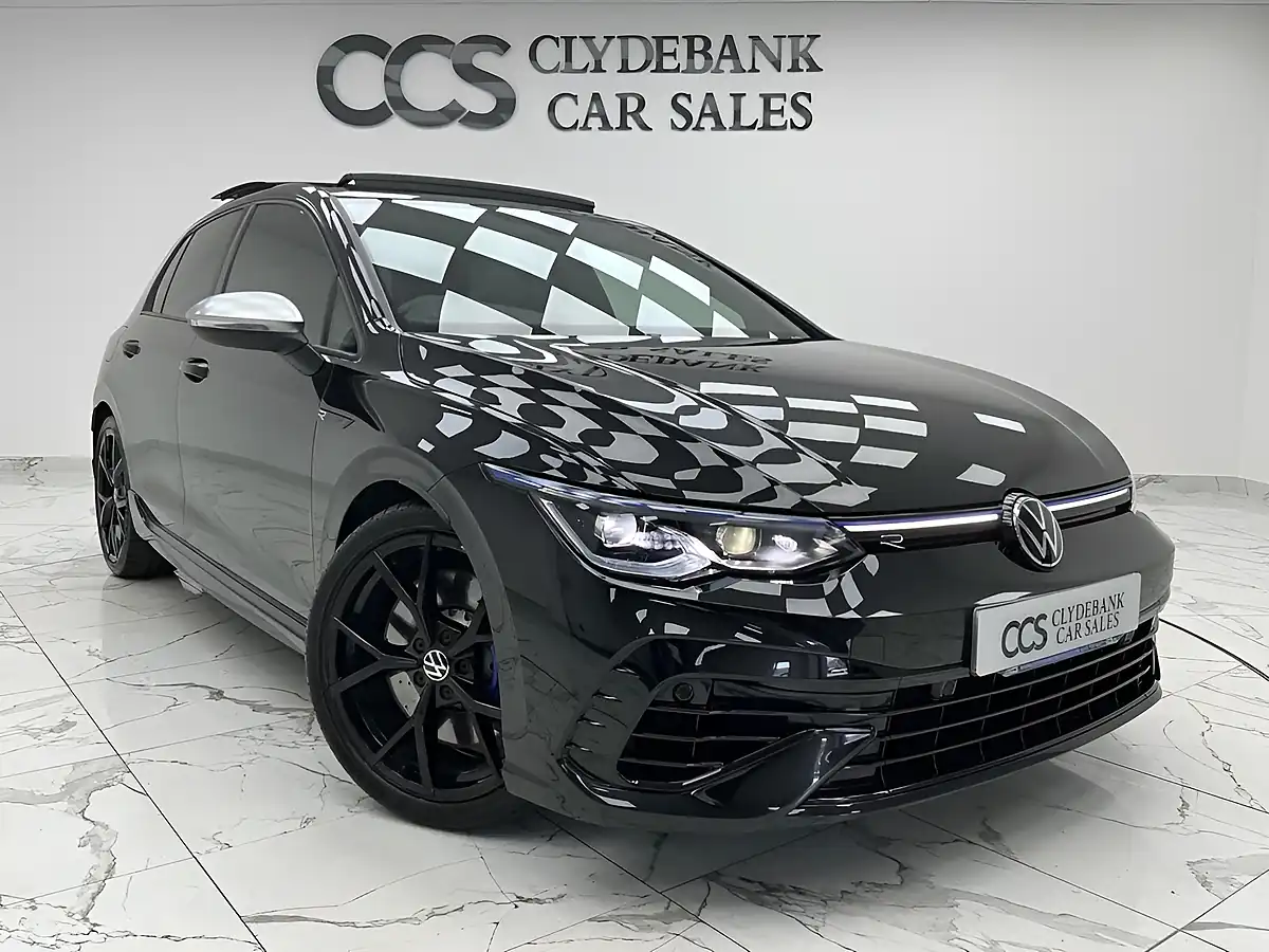 Used 2024 Volkswagen Golf R Deep Black - Interior and Exterior details 2
