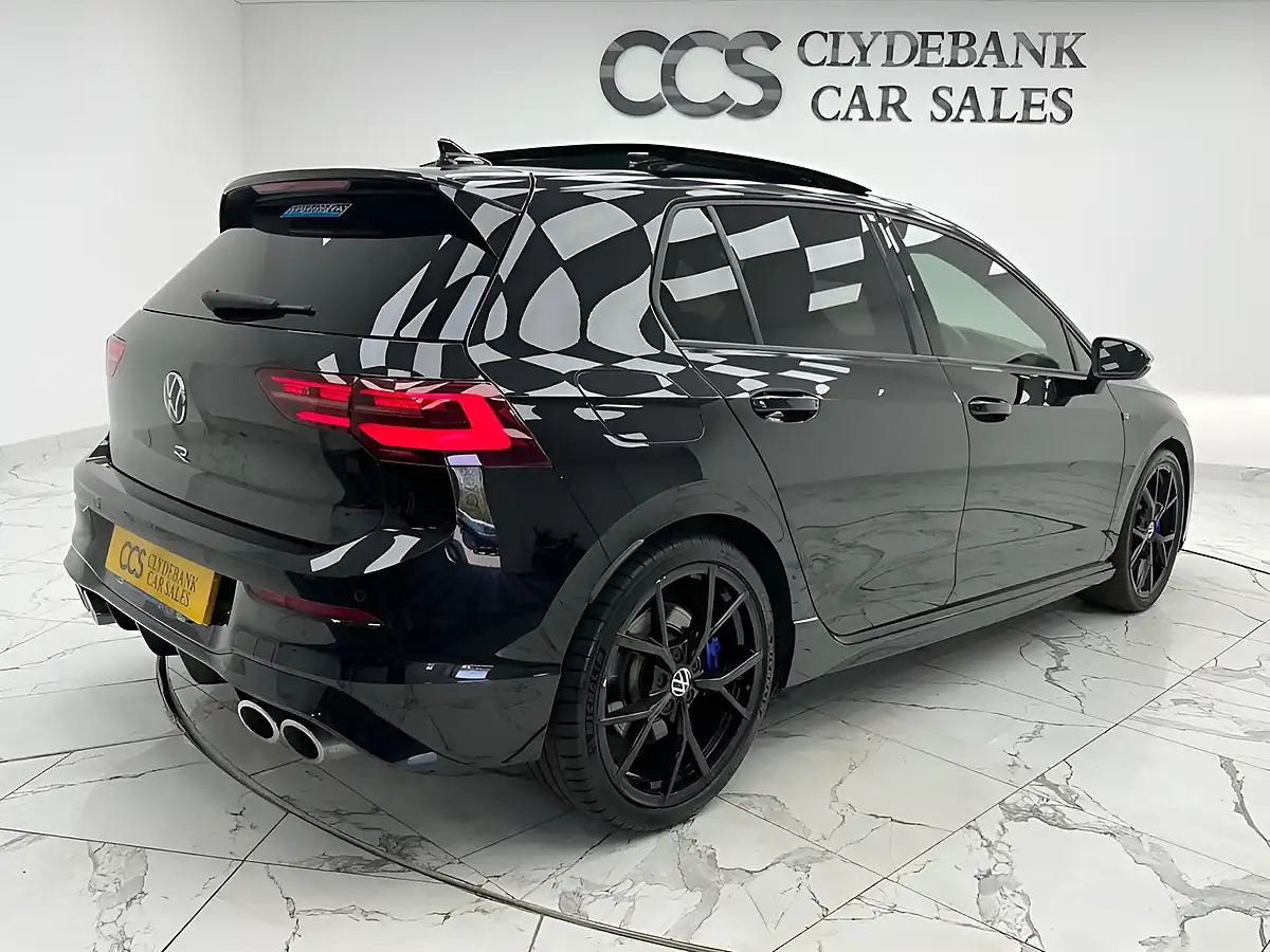 Used 2024 Volkswagen Golf R Deep Black - Interior and Exterior details 4