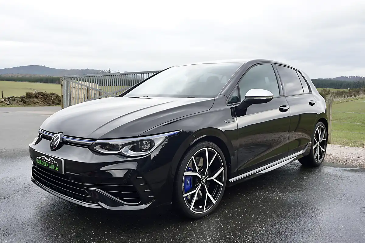 Used 2024 Volkswagen Golf R Deep Black Pearl - Interior and Exterior details 3