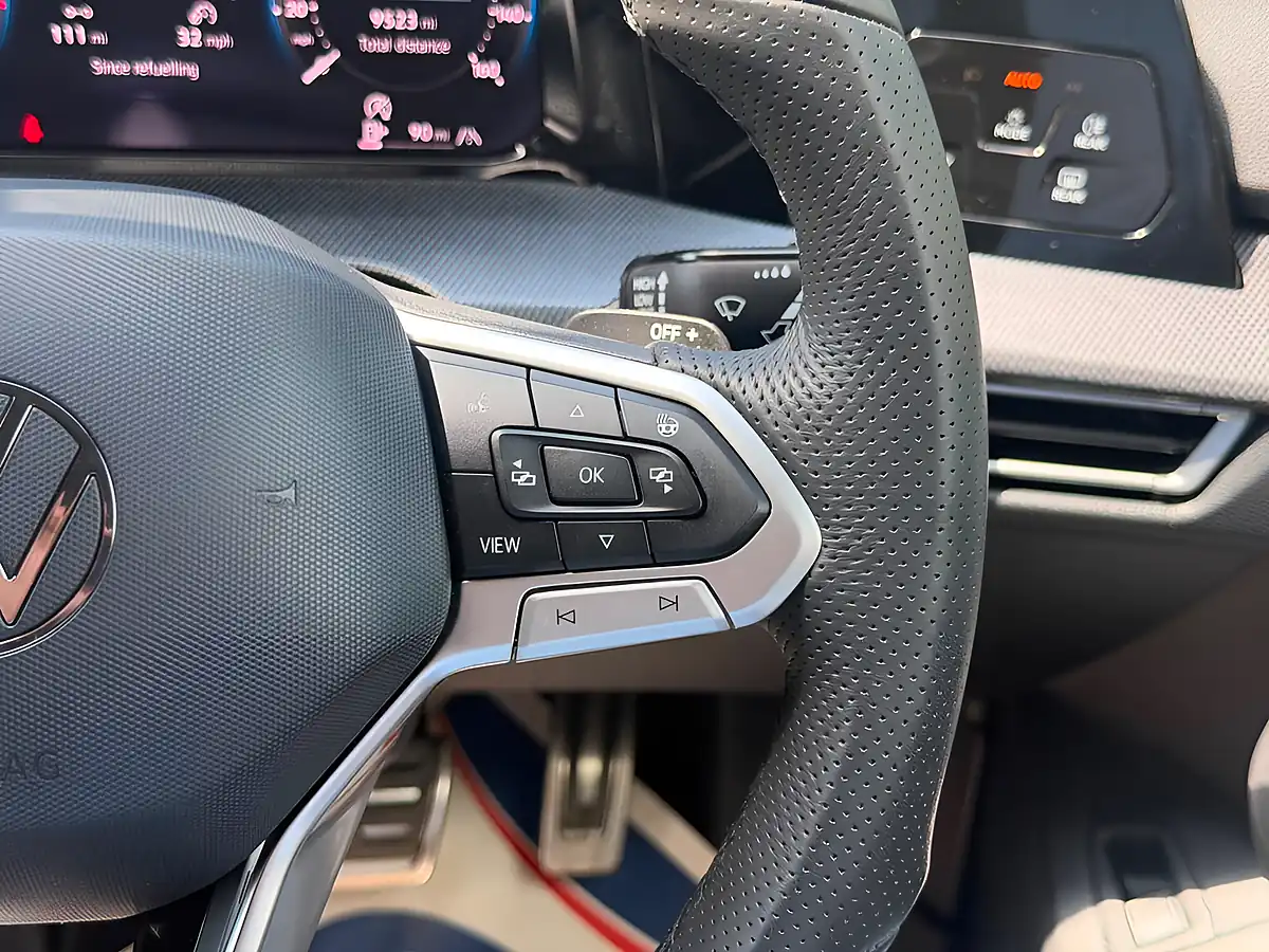 Used 2024 Volkswagen Golf R-Line Blue - Interior and Exterior details 16