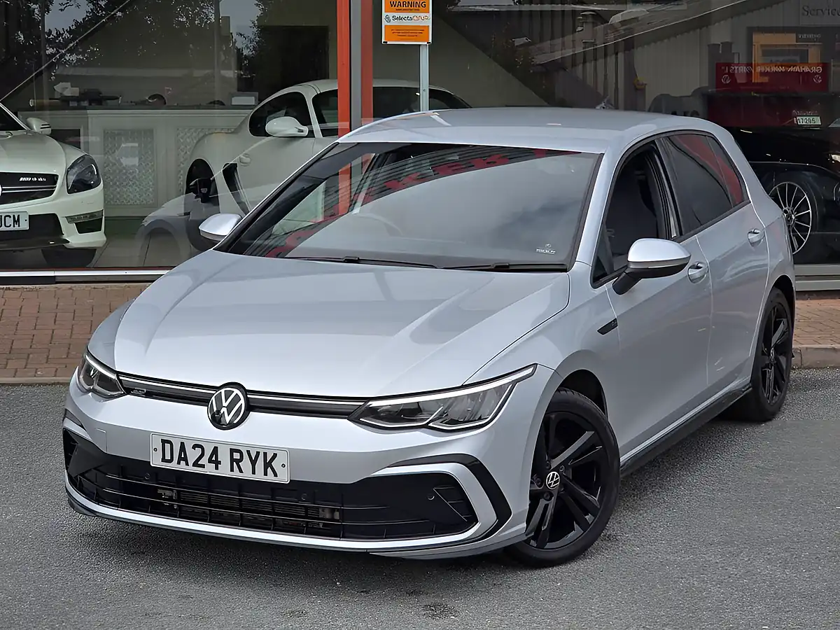 Used 2024 Volkswagen Golf R-Line Reflex Silver - Interior and Exterior details 2