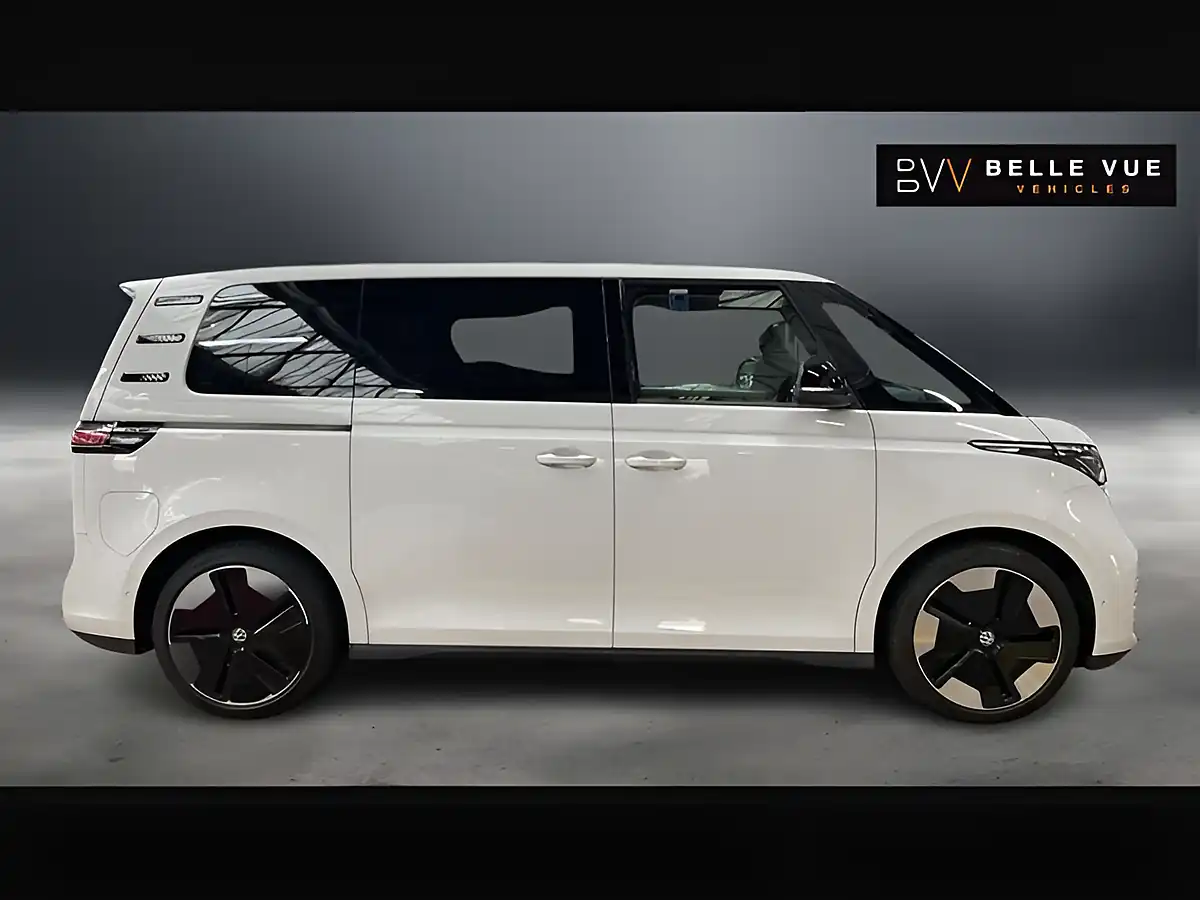 Used 2024 Volkswagen Id.buzz Style White - Interior and Exterior details 2