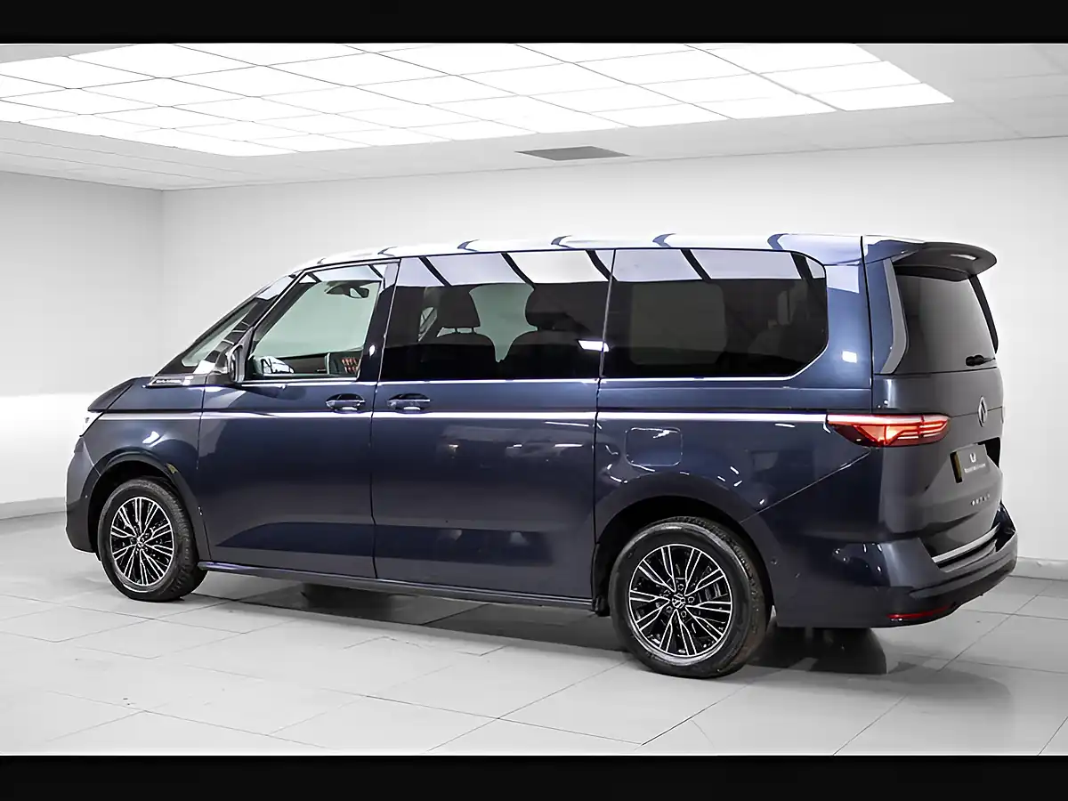 Used 2024 Volkswagen Multivan Style Long Blue - Interior and Exterior details 3
