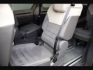 Used 2024 Volkswagen Multivan Style Long Blue - Interior and Exterior details 11