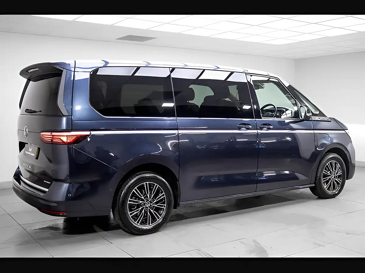 Used 2024 Volkswagen Multivan Style Long Blue - Interior and Exterior details 5
