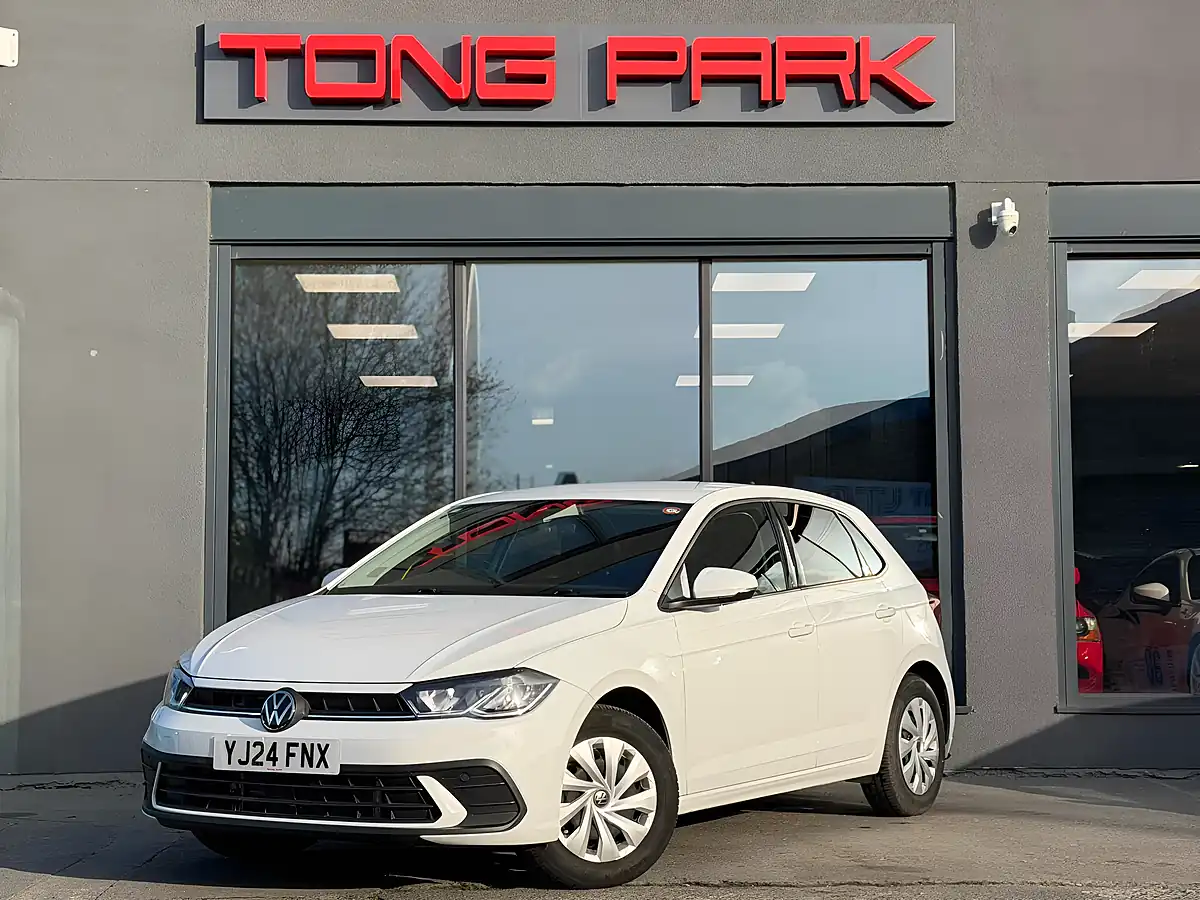 Used 2024 Volkswagen Polo Life White - Interior and Exterior details 8