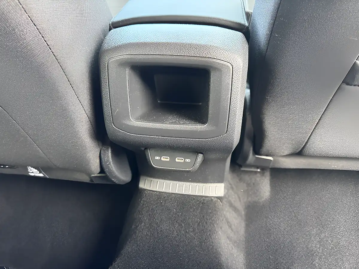 Used 2024 Volkswagen T-Cross Black Edition Blue - Interior and Exterior details 12