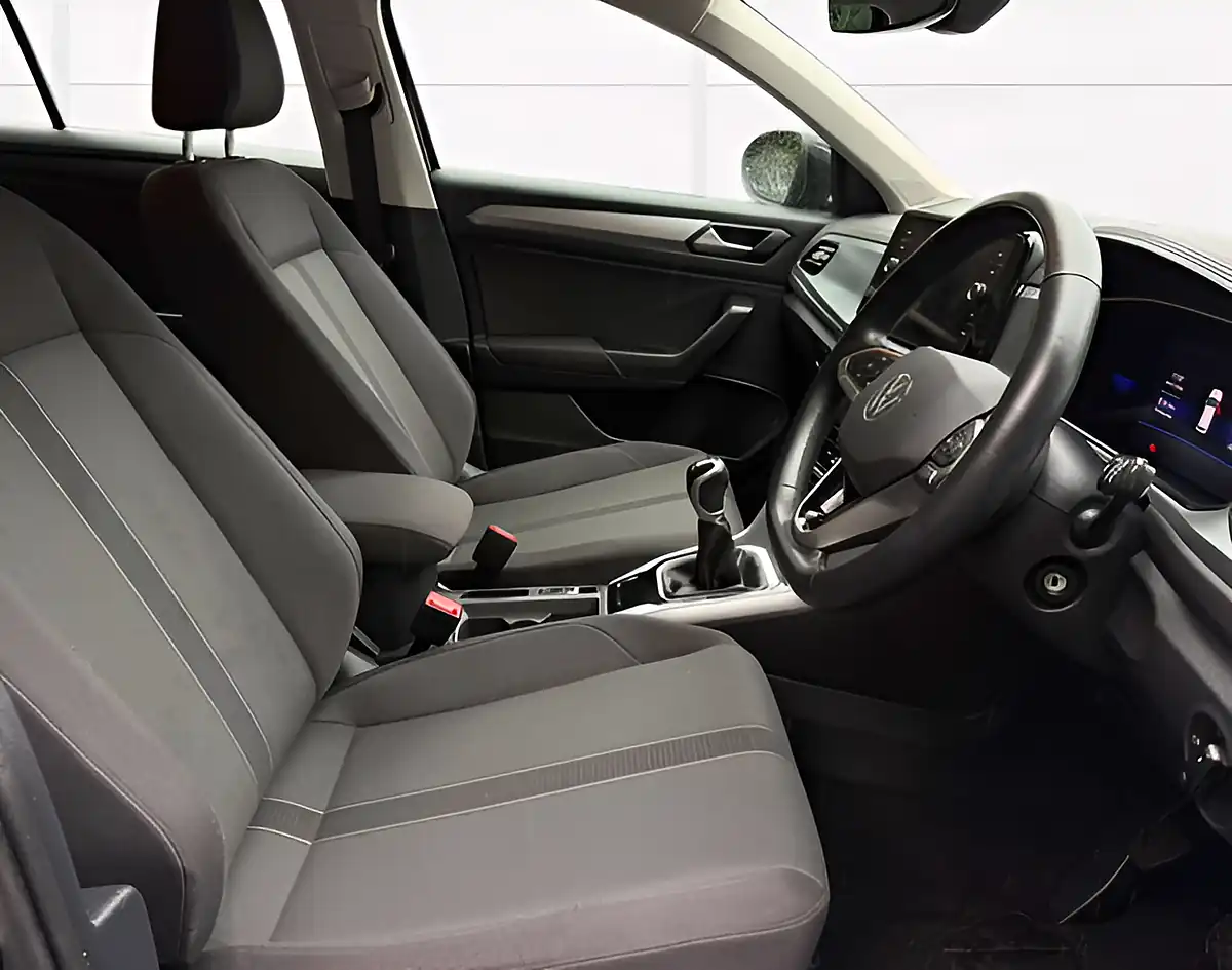 Used 2024 Volkswagen T-Roc Life Black - Interior and Exterior details 11