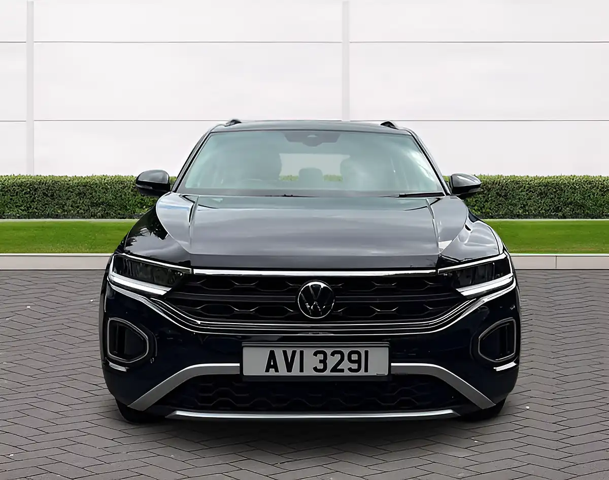 Used 2024 Volkswagen T-Roc Life Black - Interior and Exterior details 2