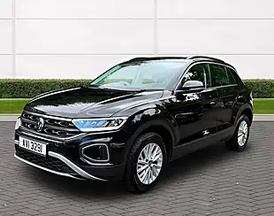 Used 2024 Volkswagen T-Roc Life Black - Interior and Exterior details 3