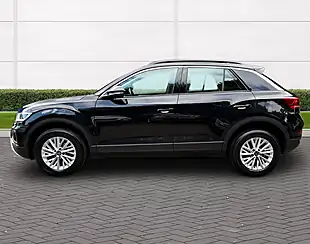 Used 2024 Volkswagen T-Roc Life Black - Interior and Exterior details 4