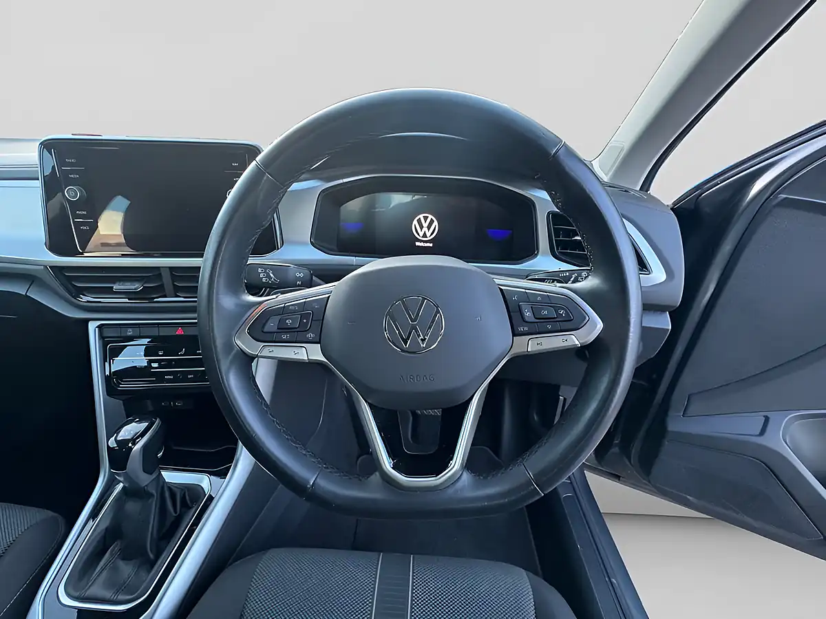 Used 2024 Volkswagen T-Roc Life Grey - Interior and Exterior details 10