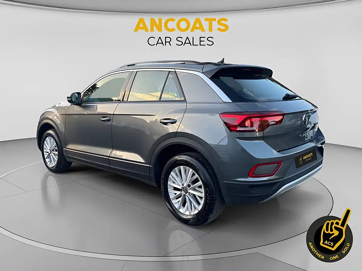 Used 2024 Volkswagen T-Roc Life Grey - Interior and Exterior details 3