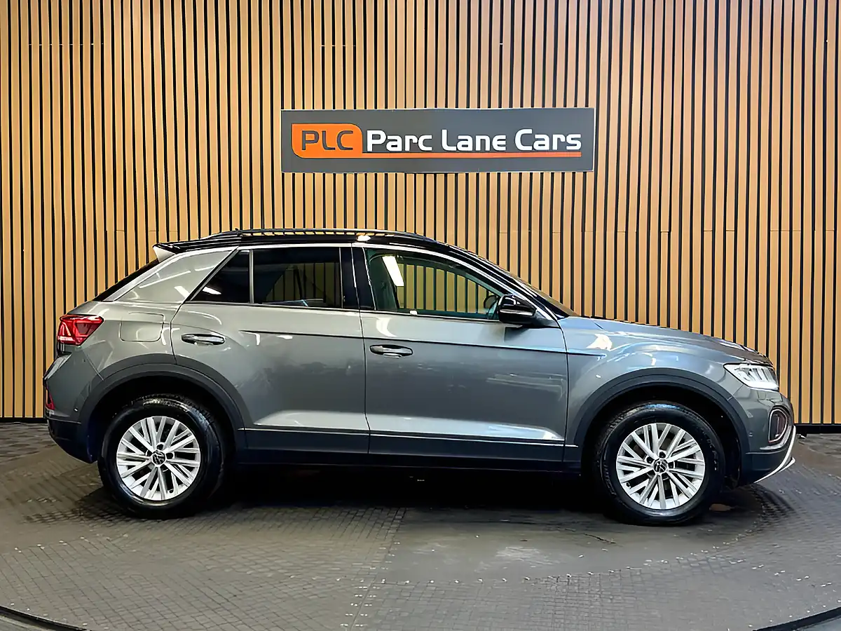 Used 2024 Volkswagen T-Roc Life Indium Grey - Interior and Exterior details 2