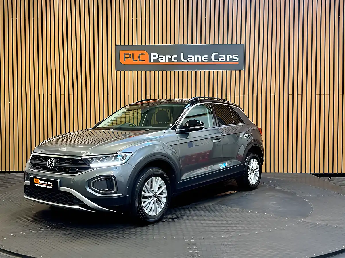 Used 2024 Volkswagen T-Roc Life Indium Grey - Interior and Exterior details 7