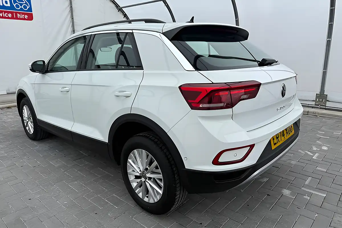 Used 2024 Volkswagen T-Roc Life White - Interior and Exterior details 10