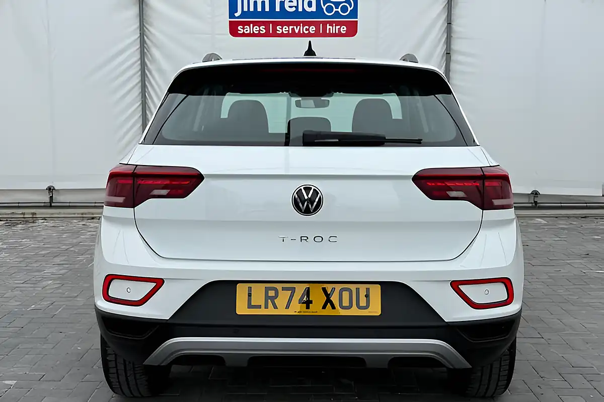 Used 2024 Volkswagen T-Roc Life White - Interior and Exterior details 9