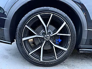 Used 2024 Volkswagen T-Roc R Black - Interior and Exterior details 20