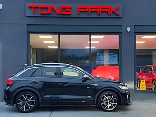 Used 2024 Volkswagen T-Roc R Black - Interior and Exterior details 7