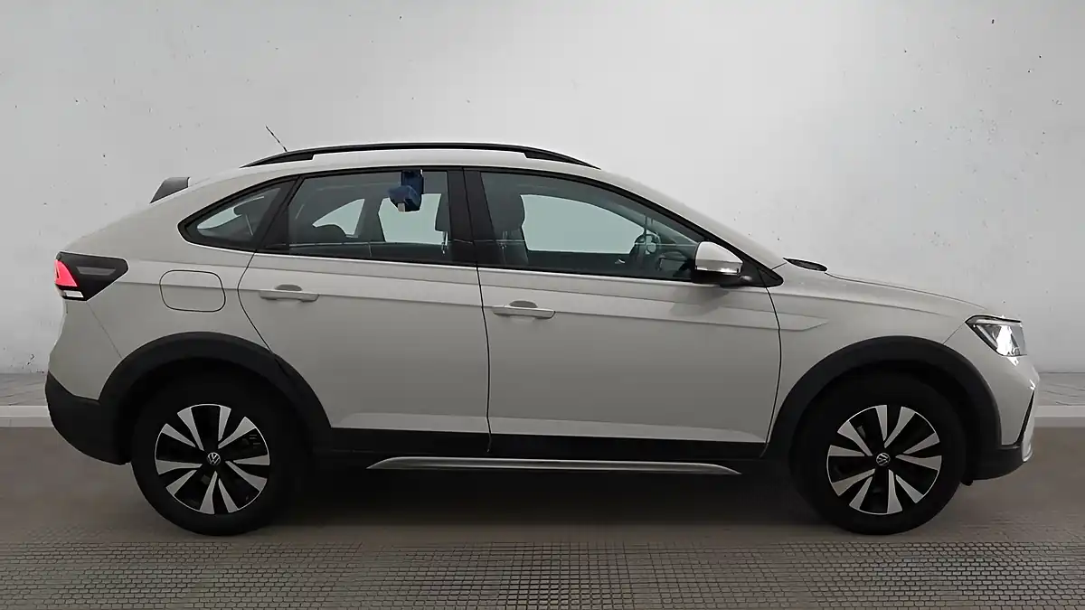 Used 2024 Volkswagen Taigo Life Grey - Interior and Exterior details 5